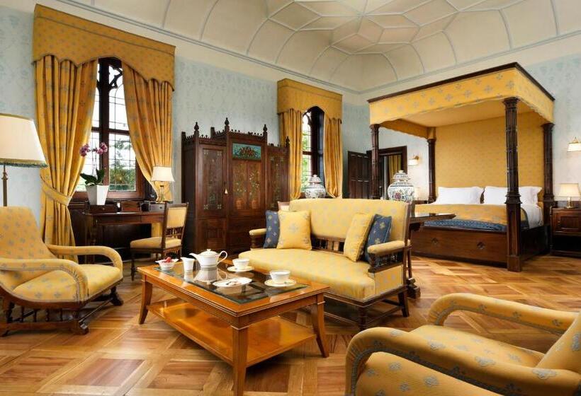 Suite with lake view, Castello Dal Pozzo