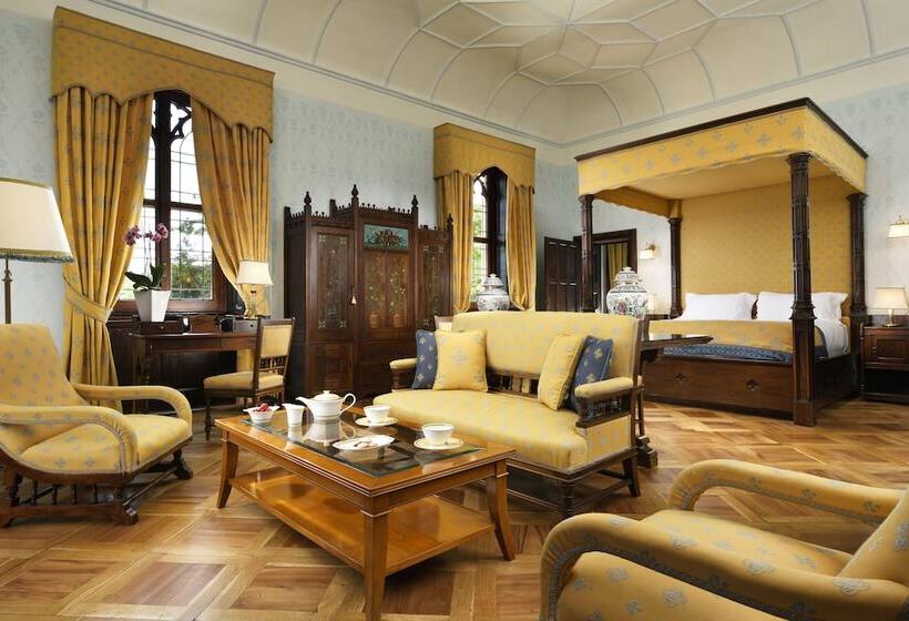 Suite with lake view, Castello Dal Pozzo