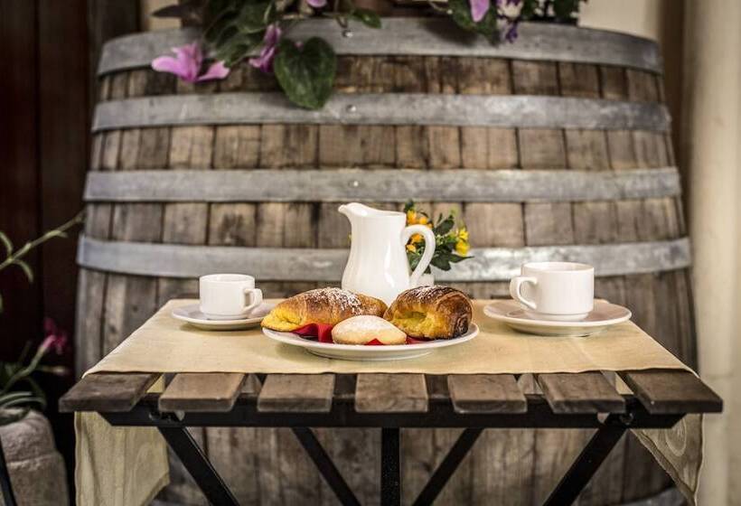Номер Стандарт Трехместный, Locanda Scirocco