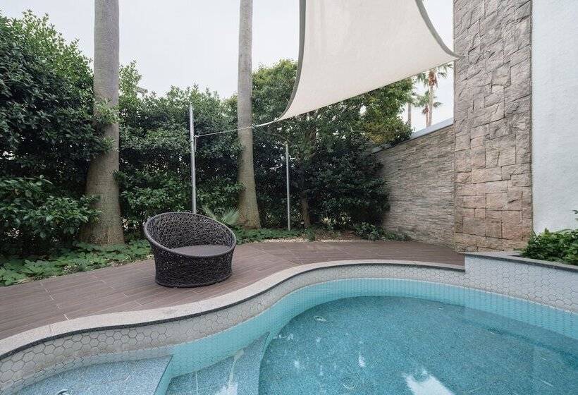 Семейный Номер, The Suites Hotel Jeju