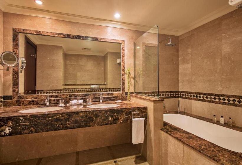 Люкс Кровать Квин, Miramar Al Aqah Beach Resort