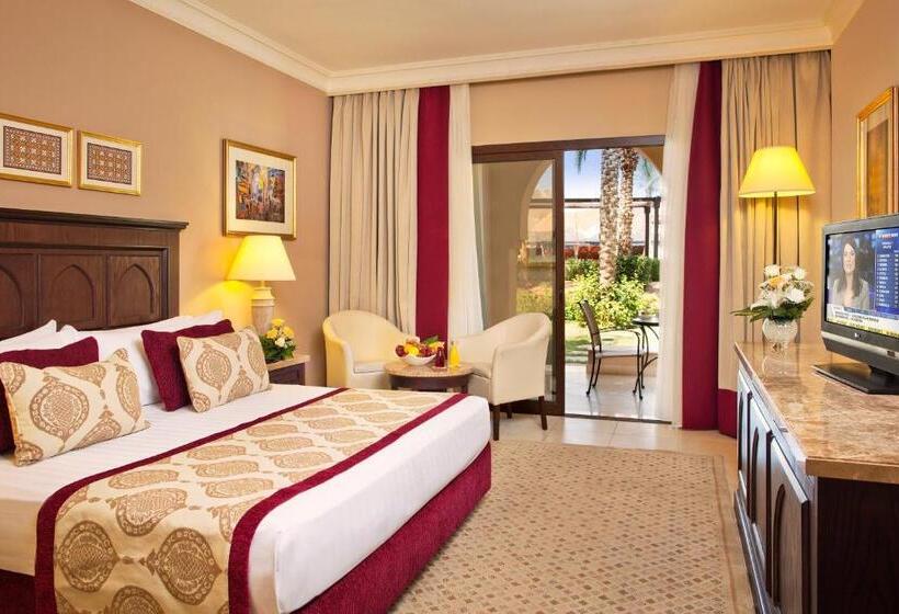 Номер Клуб, Miramar Al Aqah Beach Resort