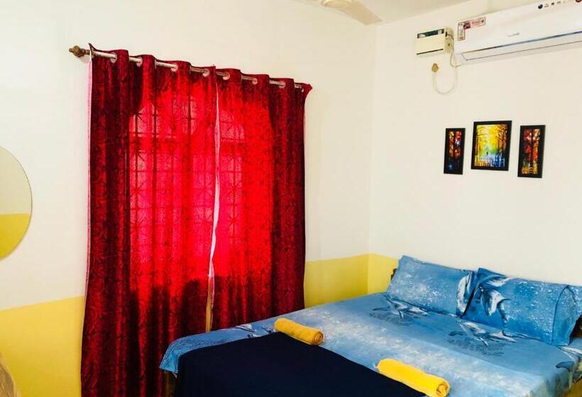 اتاق اکونومی, Blue Waves Guest House