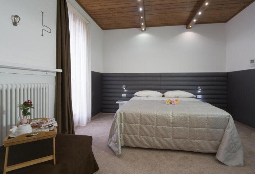 Номер Superior, Albergo Diffuso   Il Poggetto Tra Urbino & San Marino