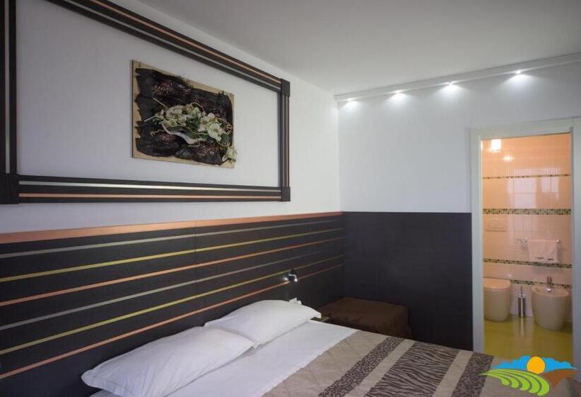 Трехместный Номер Superior, Albergo Diffuso   Il Poggetto Tra Urbino & San Marino