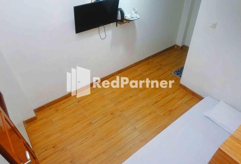 디럭스 룸, Guest House Bibong Makassar Mitra Reddoorz