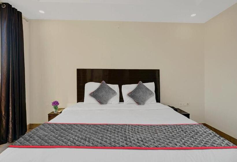 三人经典房间, Super Townhouse Tipsyy Near Bestech Central Square Mall