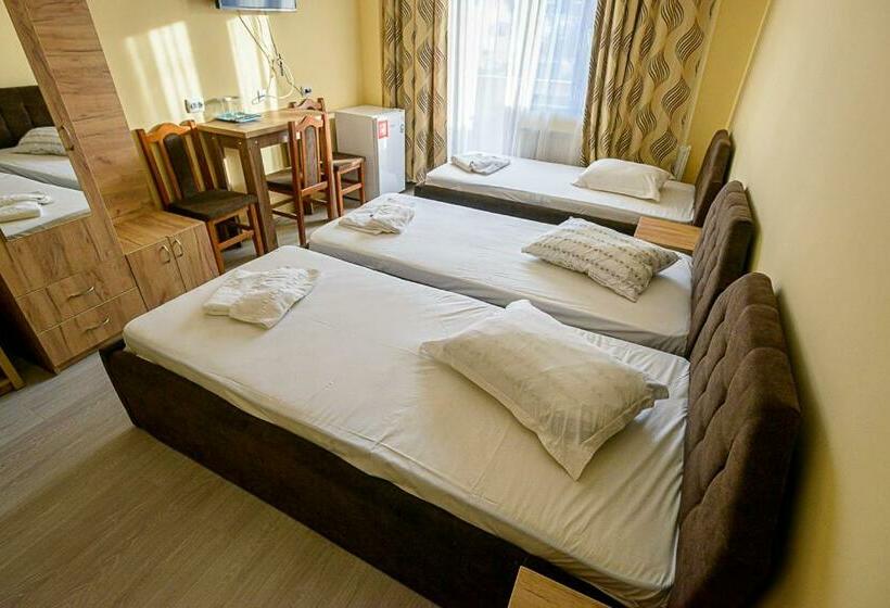 Номер Стандарт Трехместный, Casa Domneasca Riana