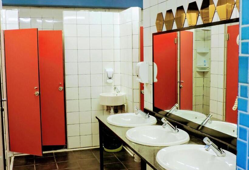 تختخواب در اتاق مشترک, Feetup Home Backpackers Valencia