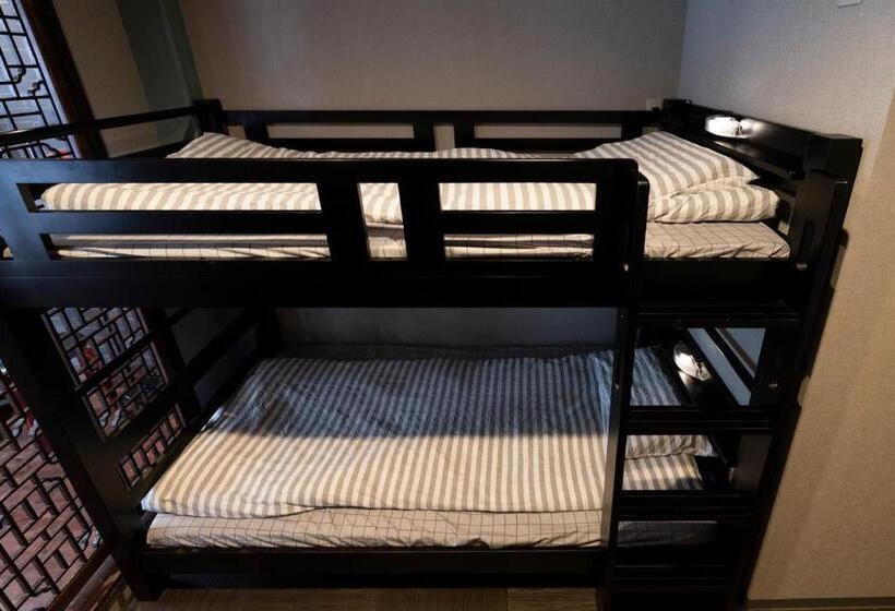 سوییت خانوادگی, Room Inn Shanghai 横浜中華街 Room 2