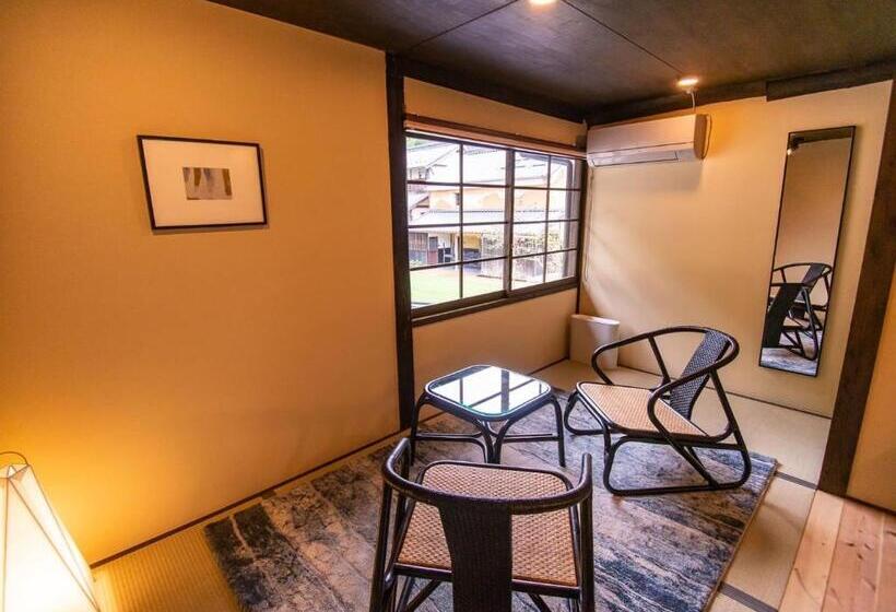 Номер Стандарт, Nipponia Hotel Ozu Castle Town