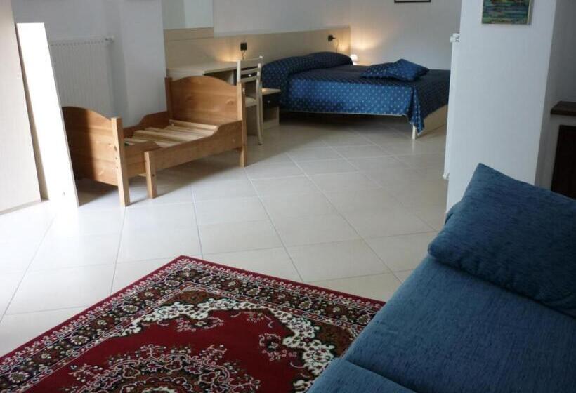 Семейный Номер, Affittacamere B&b Trattoria Della Posta