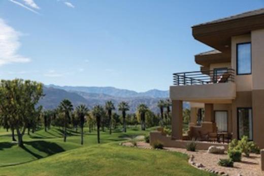 Люкс с Балконом, Desert Springs Villas I