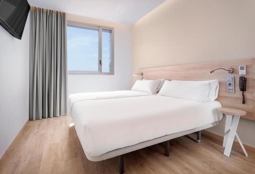 Номер Стандарт, B&b Hotel Murcia