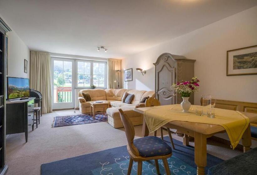 Апартаменты 3 Спальни, Apparthotel Tom Sojer