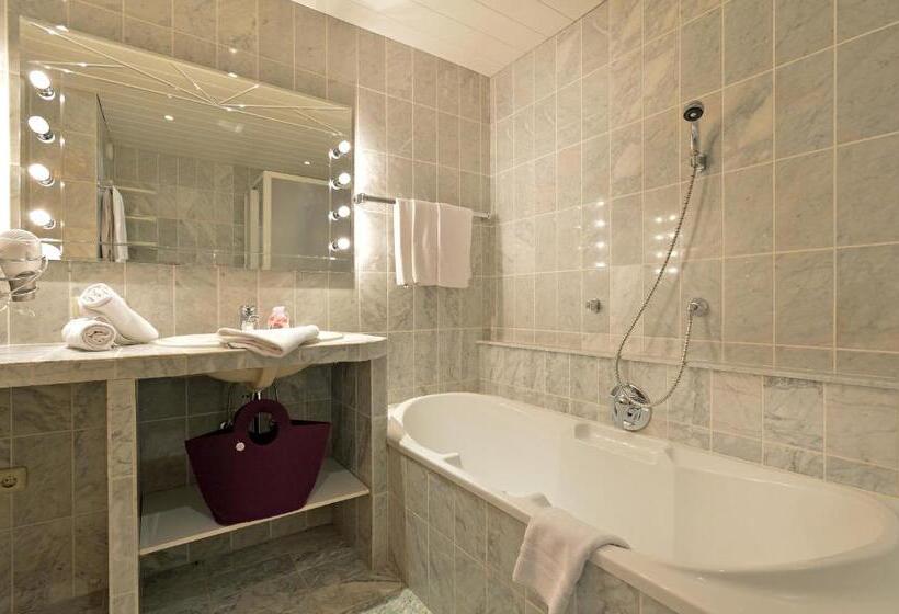 Апартаменты 3 Спальни, Apparthotel Tom Sojer