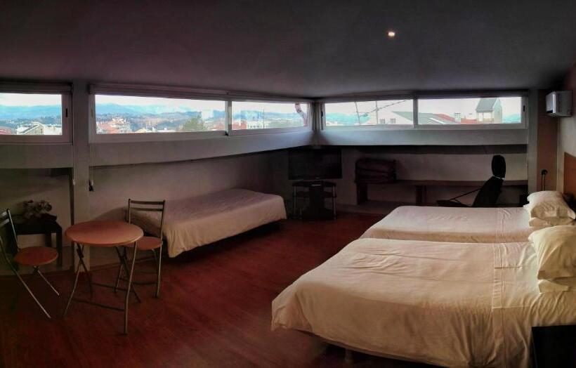 Номер Стандарт Трехместный, Penthouse   Low Cost