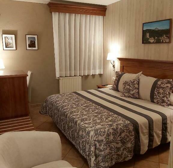 Номер Стандарт, Restaurante La Quadra