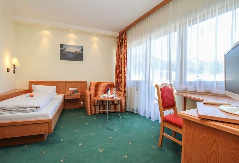 Номер Комфорт Индивидуальный, Tiroler Adler Bed & Breakfast