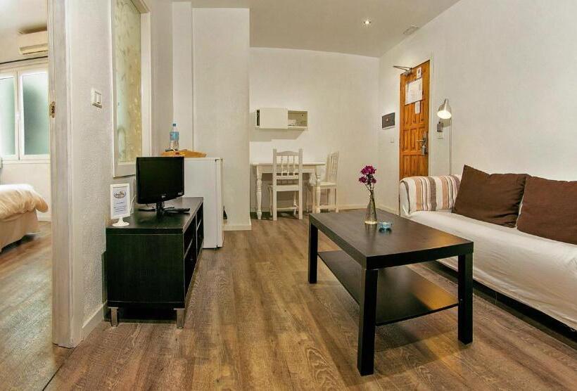 Апартаменты 2 Спальни, Apartamentos Adjovimar