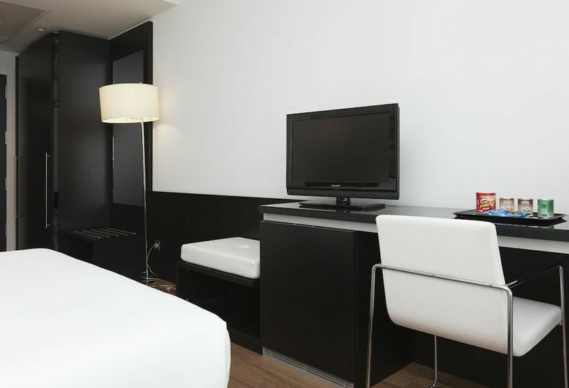 Habitación Estándar, Axor Barajas