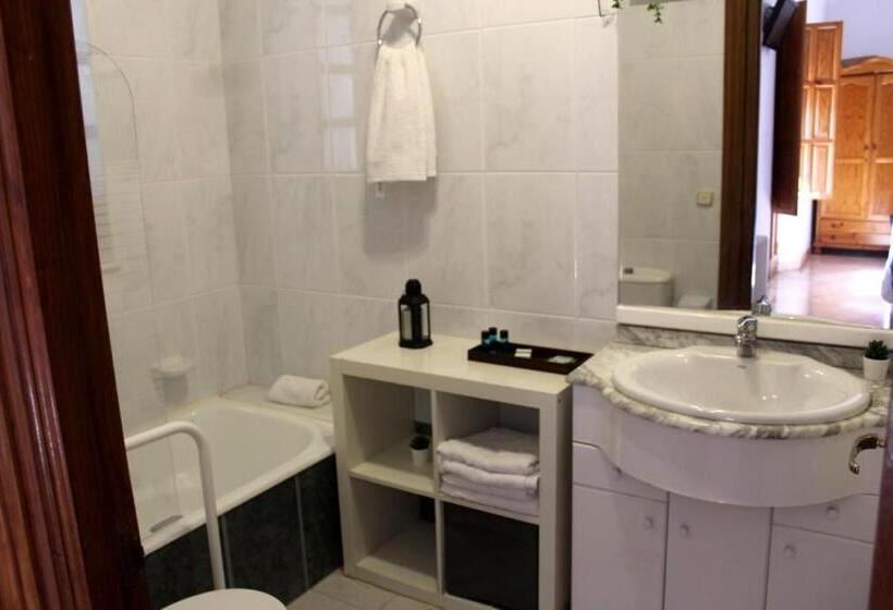 Семейный Номер, La Zubia , Granada