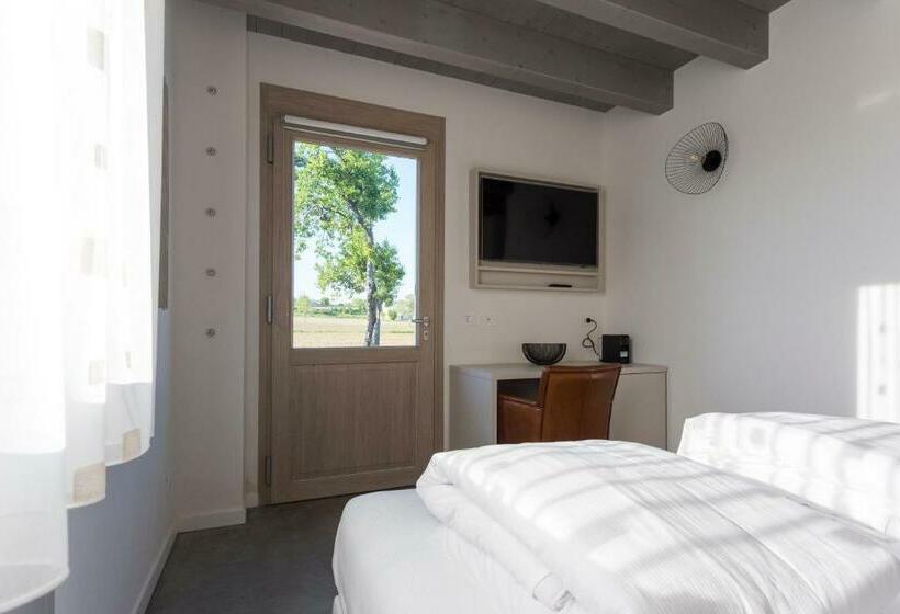 ガーデンビュースタンダードルーム, Agriturismo Redó