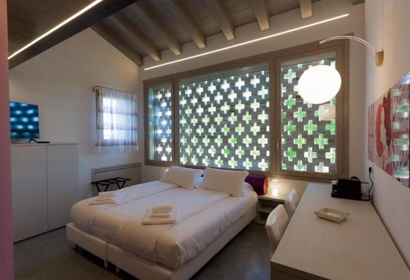 ガーデンビューファミリールーム, Agriturismo Redó