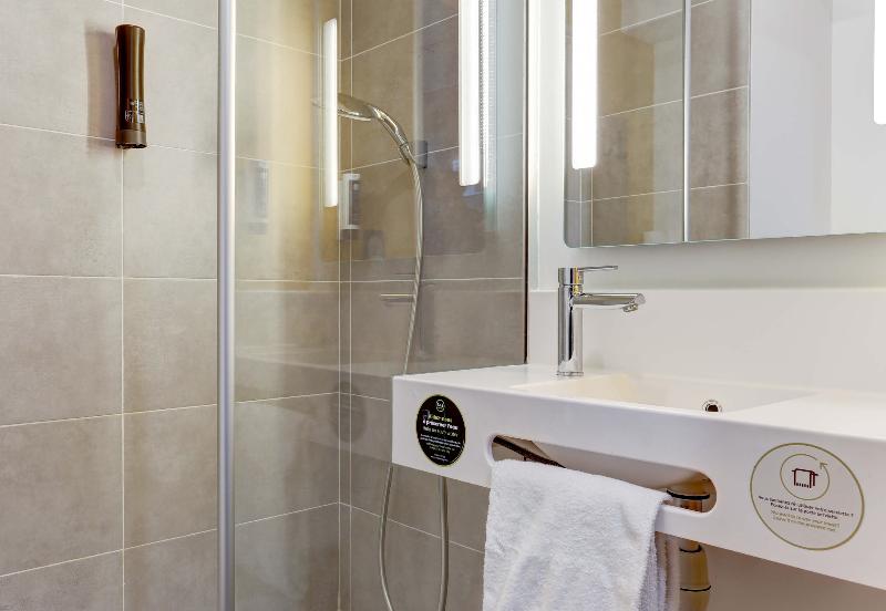 اتاق استاندارد, B&b Hotel Reims Croix Blandin