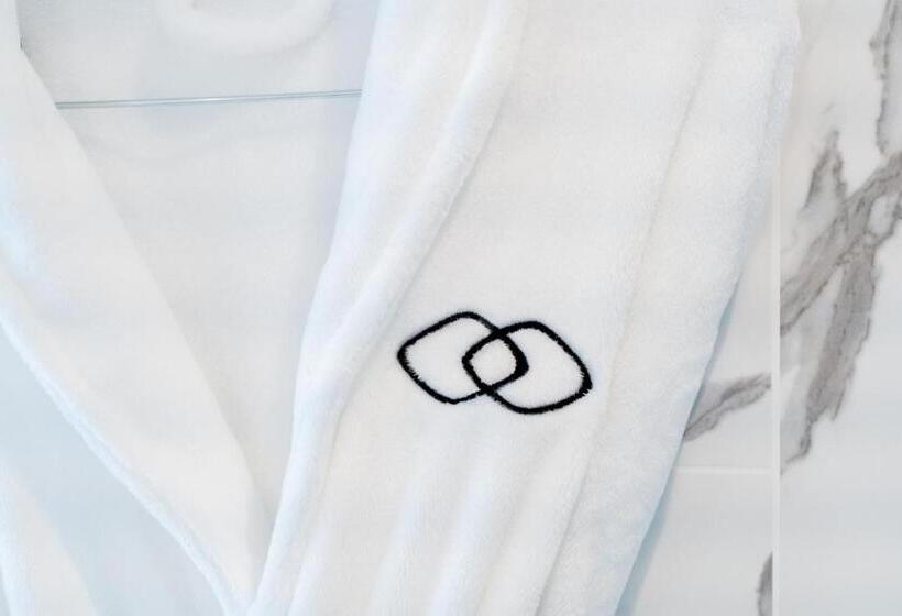 프레스티지 스위트, Sofitel Adelaide