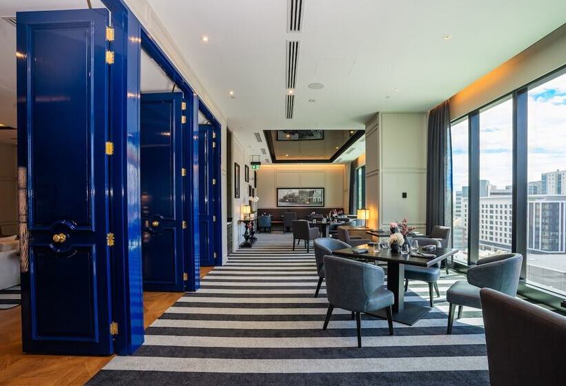 디럭스 전망 룸, Sofitel Adelaide