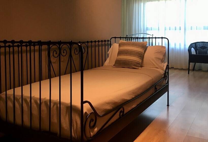 高级三人间, Md Modern Hotel   Jardines