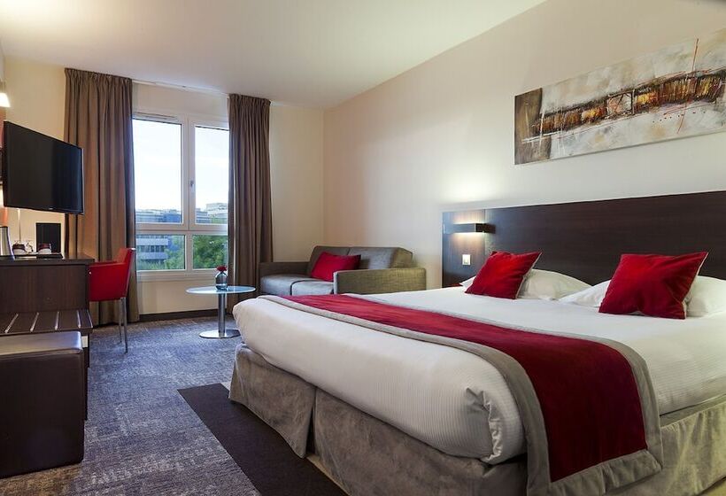 Номер Премиум Вид на Озеро, Holiday Inn   Strasbourg   Nord, An Ihg