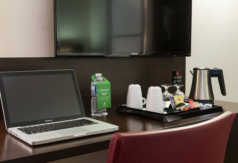 Номер Стандарт Адаптированный для Инвалидов, Holiday Inn   Strasbourg   Nord, An Ihg