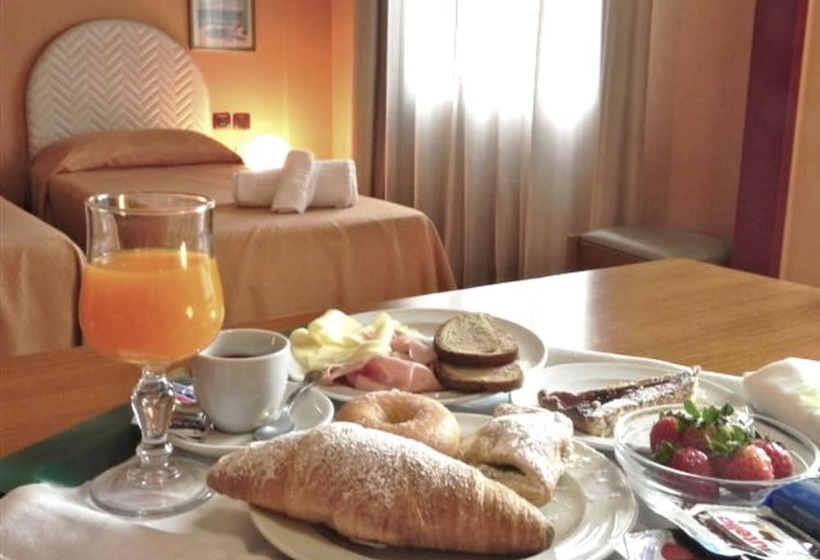 اتاق استاندارد سه نفره, Torreata Hotel & Residence