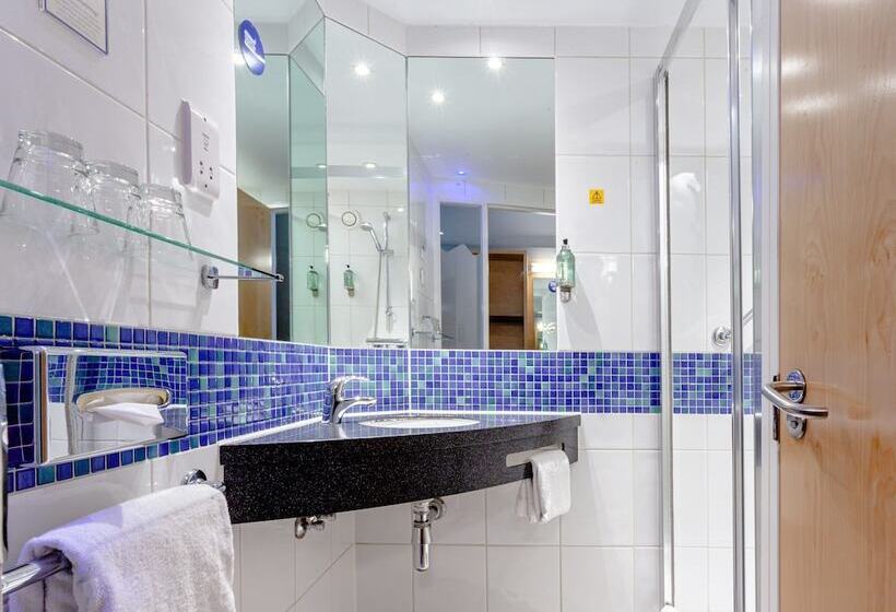 Номер Стандарт, Holiday Inn Express Edinburgh – Royal Mile, An Ihg