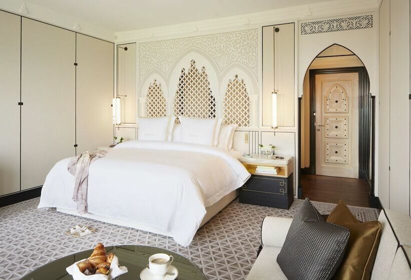 Номер Клуб, Jumeirah Mina Al Salam Dubai