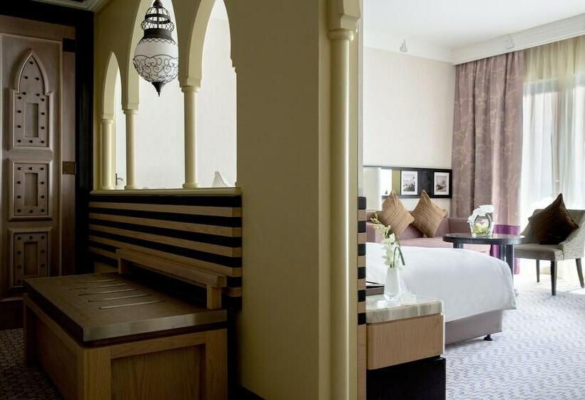 Номер Клуб, Jumeirah Mina Al Salam Dubai