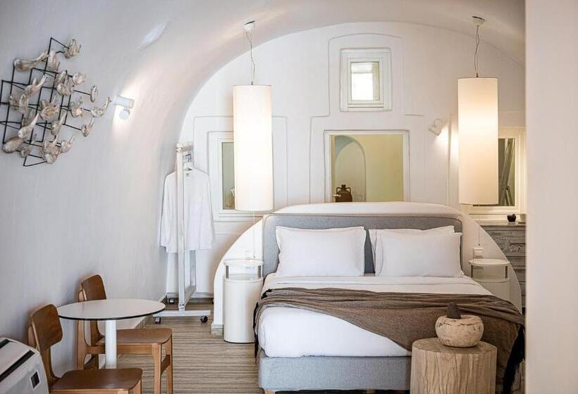 자쿠지 스위트, On The Rocks   Small Luxury Hotels Of The World