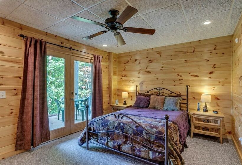 오두막, Treetops Mtn View Cabin Near Ocoee River