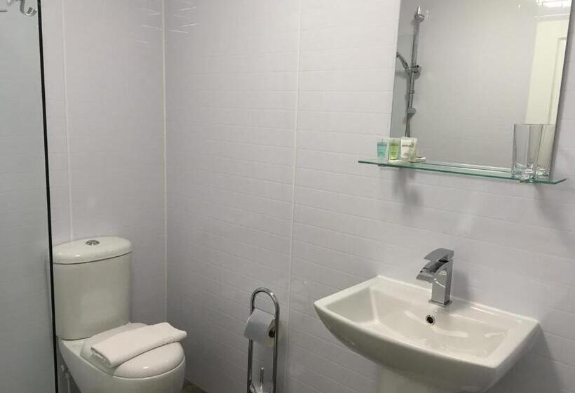 Стандартный Номер Кровать Кинг, Station Lodge   Free Off Site Health Club Access With Pool, Sauna, Steam Room & Gym