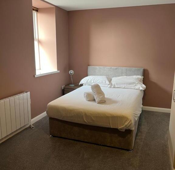 Номер Стандарт, Station Lodge   Free Off Site Health Club Access With Pool, Sauna, Steam Room & Gym