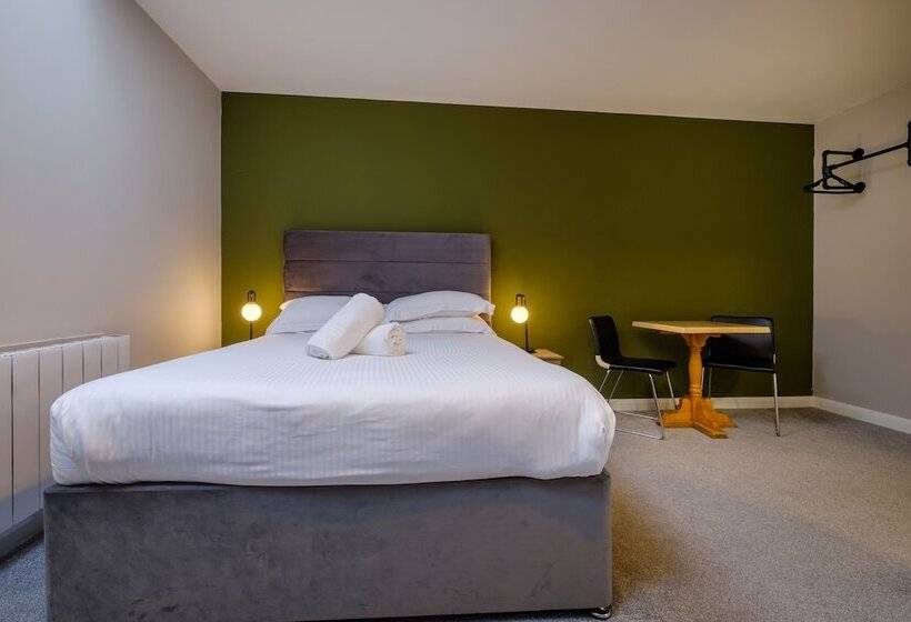Номер Стандарт, Station Lodge   Free Off Site Health Club Access With Pool, Sauna, Steam Room & Gym