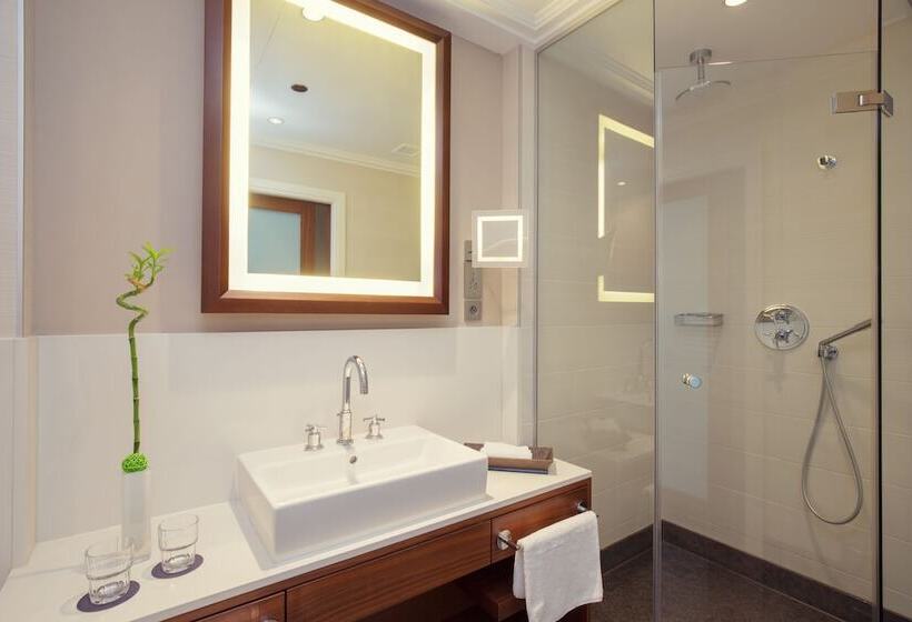سوییت جونیور, Sheraton Bratislava