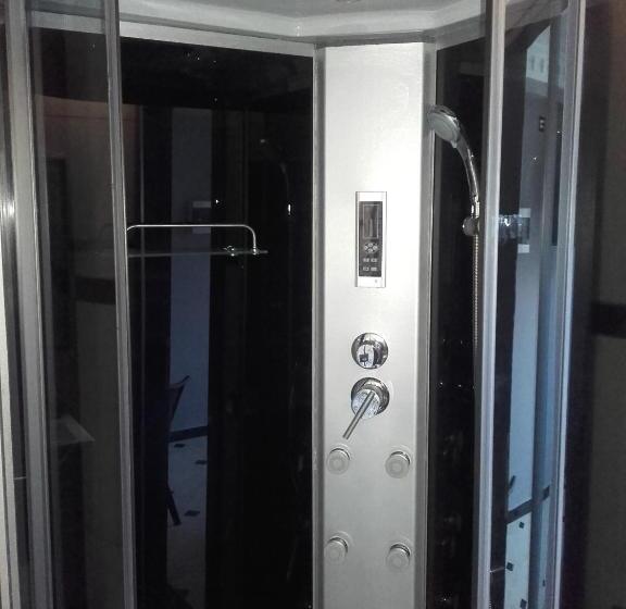 Полулюкс, Pietra Mare Suites