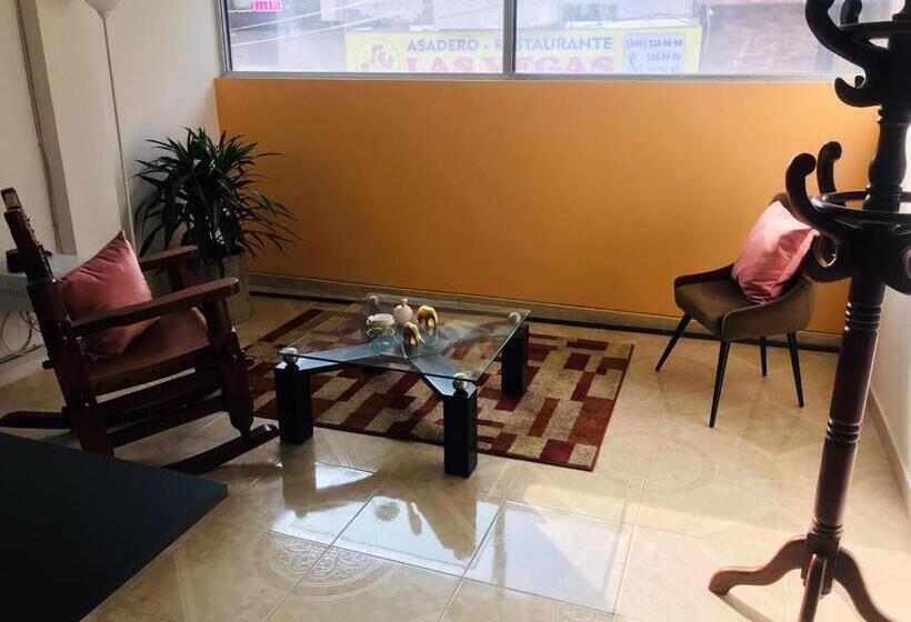 Номер Deluxe Кровать Кинг, Aloja T En Zona Centrica De Armenia