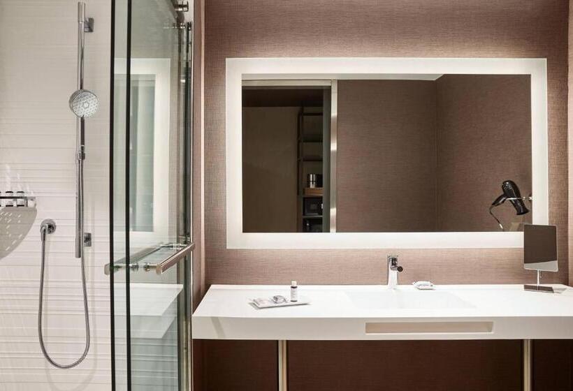 장애인을 위한 스탠다드 룸, Ac Hotel By Marriott Atlanta Perimeter