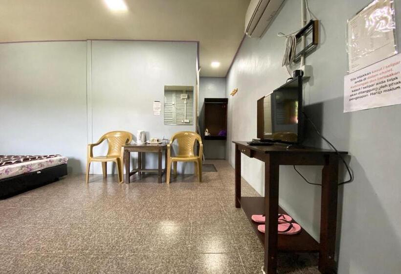 Номер Deluxe, Oyo 90284 Kampung Stay Kilimu