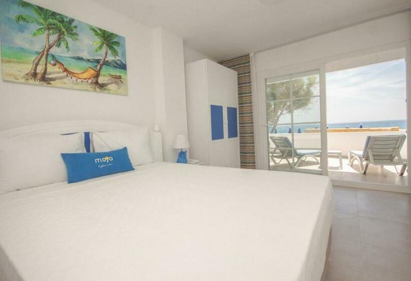 اتاق استاندارد با بالکن, Mojo Otel Beach