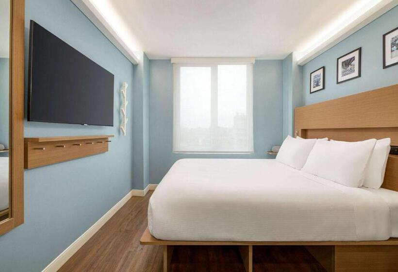 스탠다드 룸 킹사이즈 침대, Wingate By Wyndham Bronx Haven Park